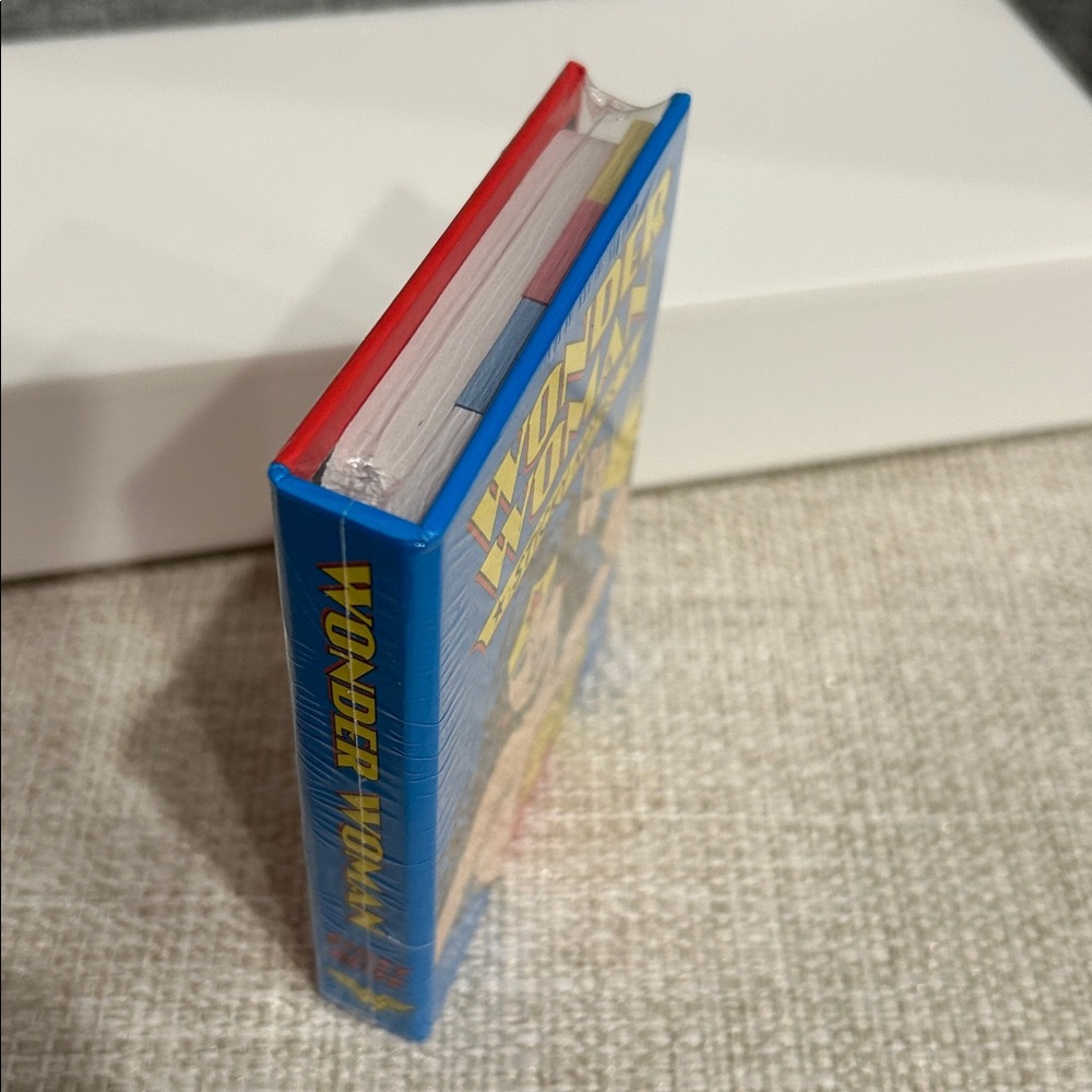 Wonder Woman Sticky Notes - Picture 3 of 3